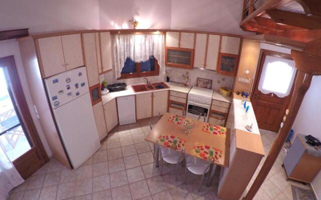 Papadogiannopoulos House