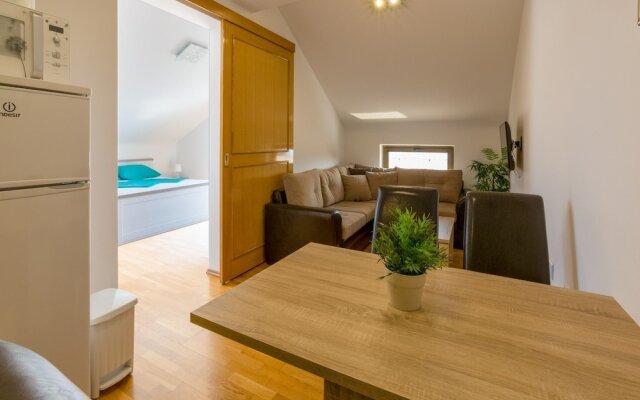 Apartment Pericic Zuti