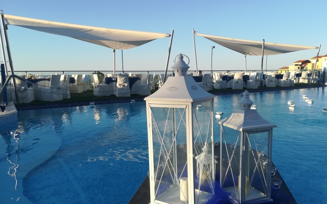 Tus' Hotel