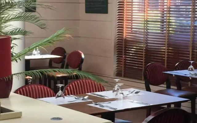 Hôtel-Restaurant Le Monarque