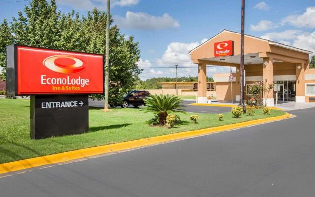 Econo Lodge Inn & Suites Macon