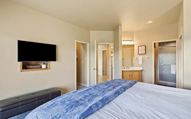 River Ridge 323ab 2 Bedroom Home