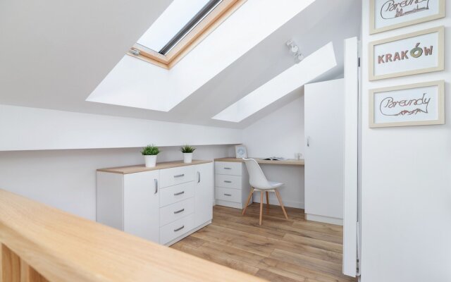 Duplex Studio Stachowicza by Renters