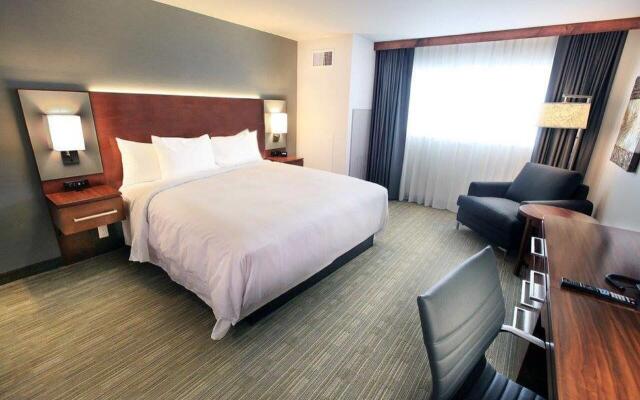 DoubleTree by Hilton Omaha Southwest