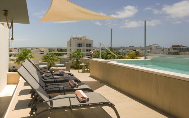 Tropic Playa Apartments by Homing Bird