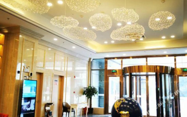 Kyriad Hotel (Xuzhou High-speed Railway Station West Exit)