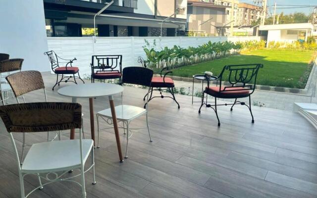 Arsh Boutique Hotel