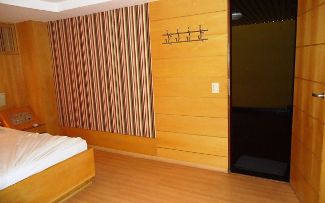 Motel Sunny (adult Only)