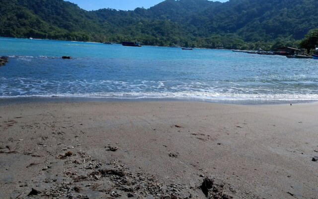 Cabanas Deep Blue