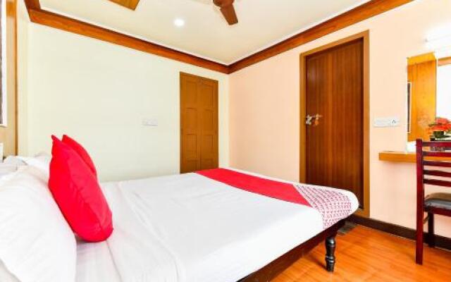 OYO 28400 Relax In Kerala Pamba 3bhk Sharing Houseboat
