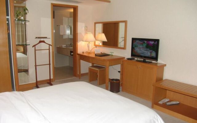 Garden Hotel