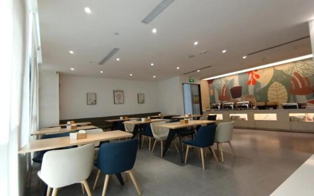 Hanting Hotel( Tulufan Middle Lvzhou Road)
