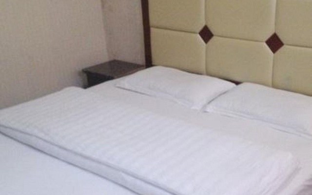 Yulin Jinhong Hotel – Guest Rooms – Yulin