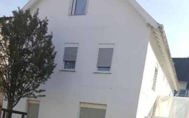 FMI,Apartment One stop to Frankfurt Airport