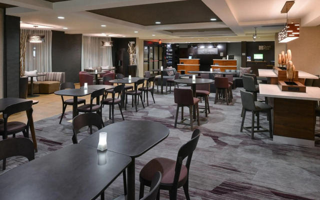 Courtyard by Marriott Charlotte/Matthews