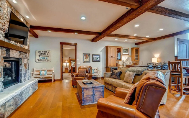 White Cloud Home #487