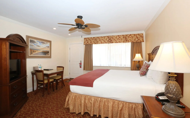 La Fiesta Ocean Inn And Suites