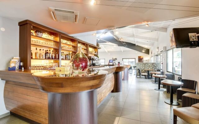 Hôtel Restaurant AKENA Bordeaux La Brède