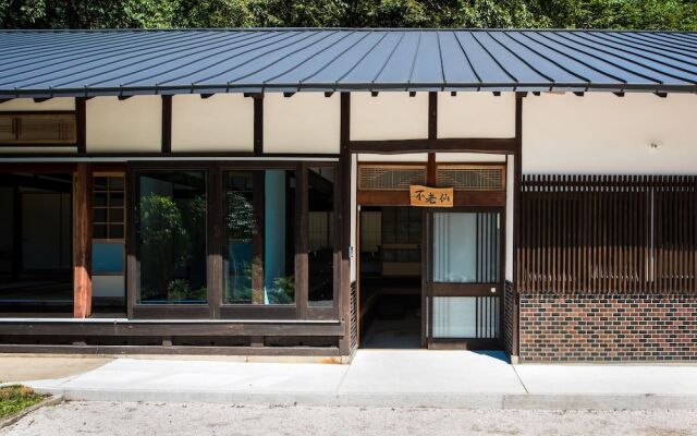 Setouchi Cominca Stays Hiroshima FROSEN