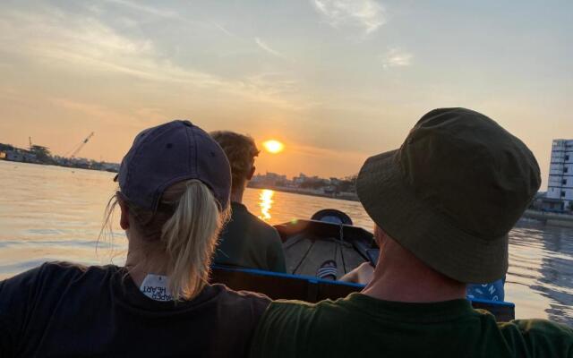 Mekong Farmstay CanTho - C.R Floating Market