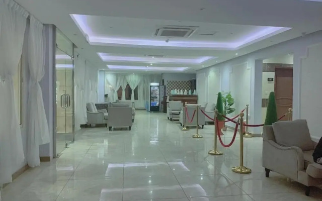Al Muteb Suites Al Yasmeen