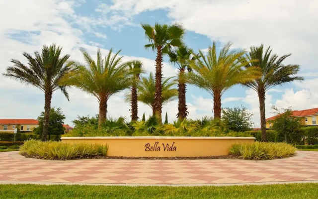 Themed Bedrooms and Large Pool