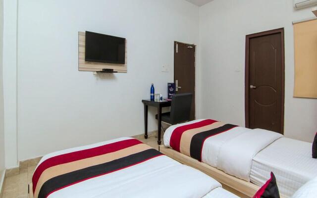 OYO 1358 Hotel Crossroad