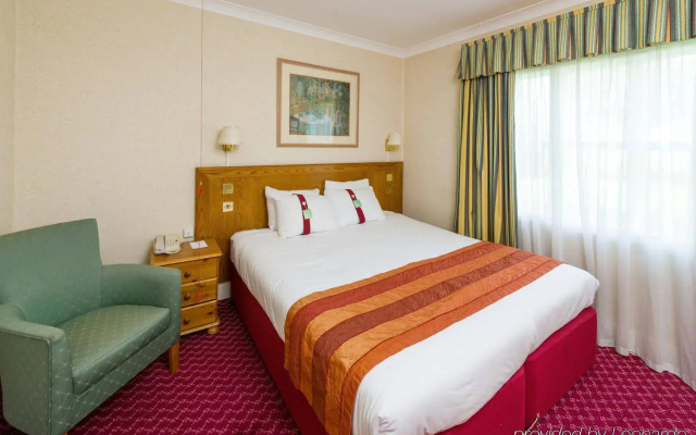 Holiday Inn Reading West by IHG