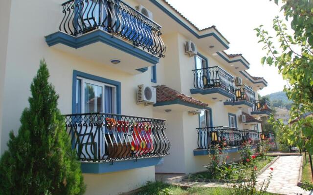 Gurol Hotel & Apart