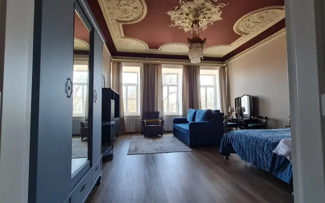 Апартаменты на проспекте Кронверкский