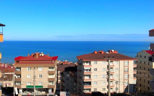 Heaven Golden Apartment