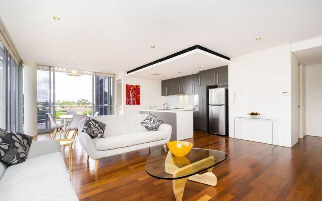 Luxury Modern Double Ensuite Apartment
