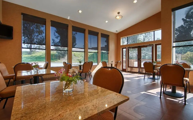 Best Western Diamond Bar Hotel & Suites