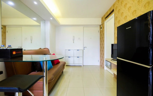 2BR Bassura City Apartment Connect to Pool