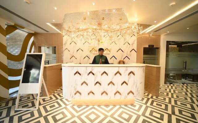 Hotel Gold In Leaf