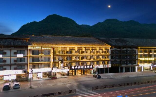 hotelImage