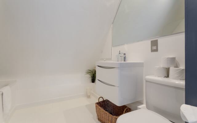 1 Bedroom Retro Apartment