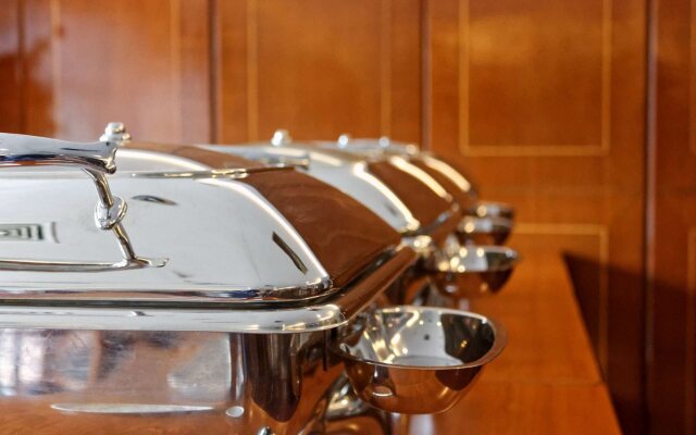 Paragon Gallery Hotel