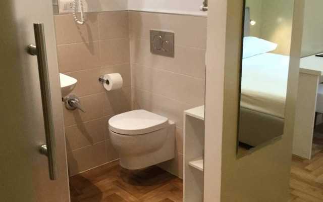 Отель The River Corner