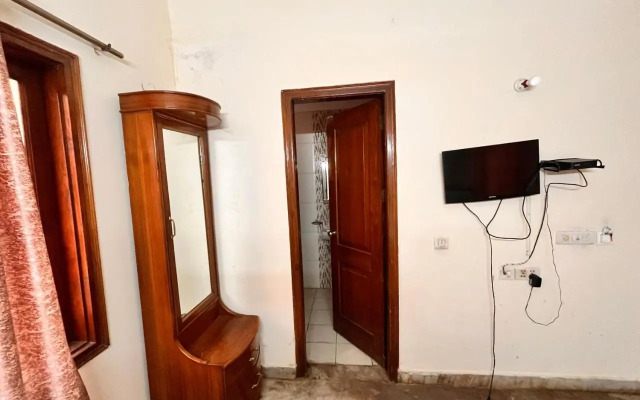 OYO Rooms 786 Old Gurgaon