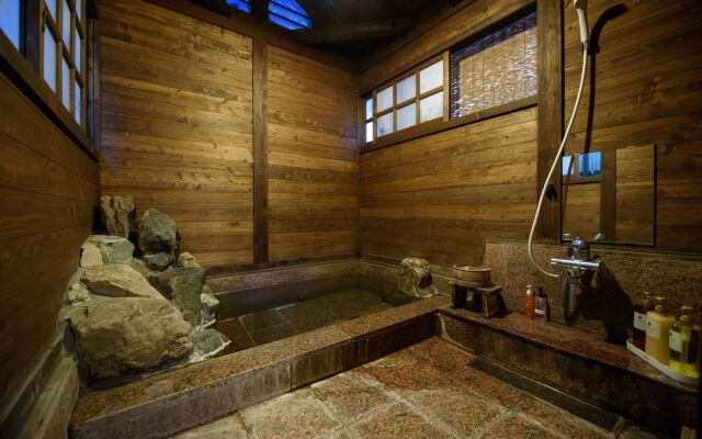 Yunohira Onsen Ryokan Kamiyanagiya