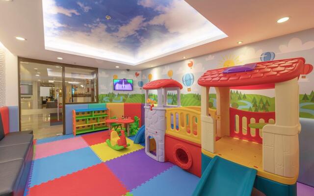 Centre Point Plus Hotel Silom