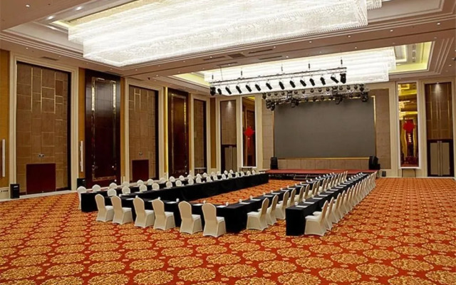 Howard Johnson Hotel