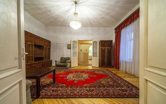 Апартаменты на Литейном пр-те 16