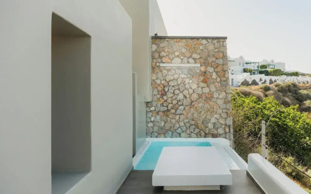 Black Diamond Suites - Adults Only