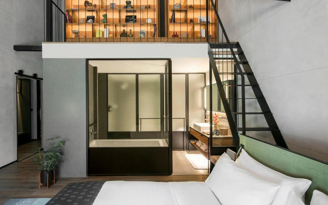 The Warehouse Hotel