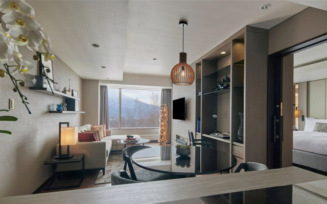 Hinode Hills Niseko Village - Small Luxury Hotels of The World
