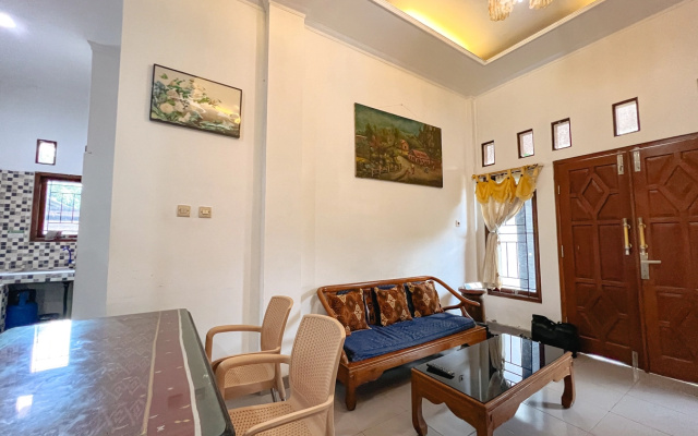 Homestay Syariah Jakal 3 Dekat UGM dan Wisata by SImply Homy – Guest Rooms – Sleman