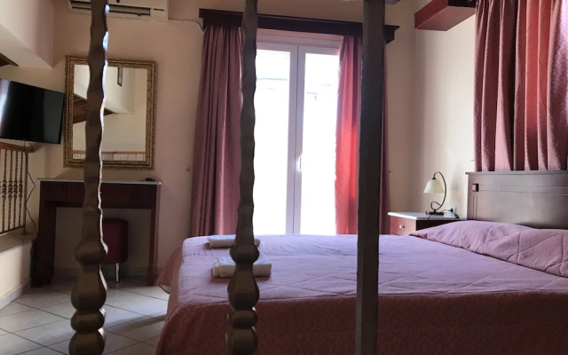 L'Eremo Luxury Apartments