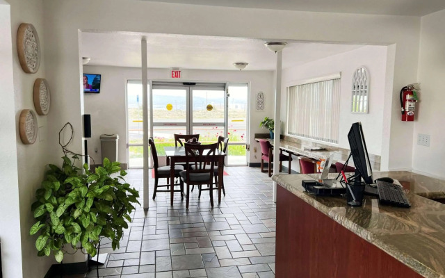 Days Inn by Wyndham Ridgecrest near China Lake Naval Station